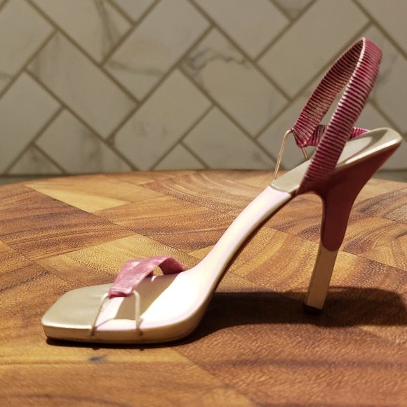 Just the Right Shoe, Unforgettable, 25388, 2003 - Picture 9 of 11